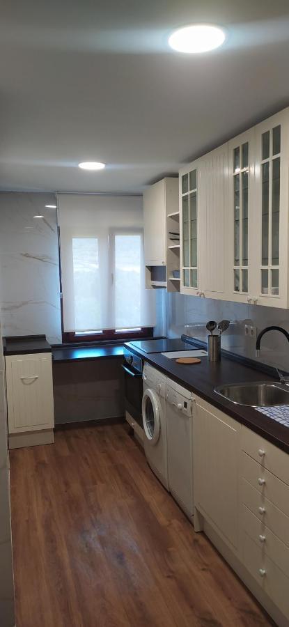 Piso Navas 2 Apartment *